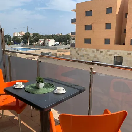 Tropikana Apartment *